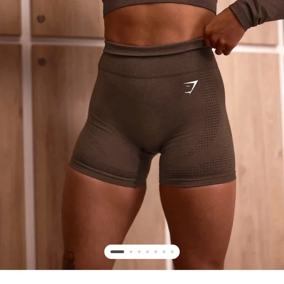 Gymshark Matching Set - Picture 5 of 5